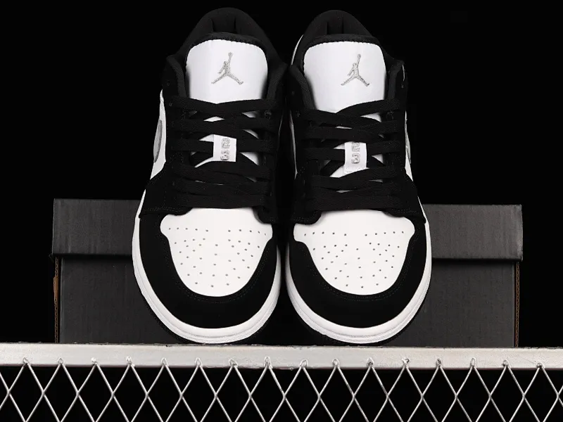 All categories Air Jordan Jordan series basketball shoes Air Jordan 1 Low Air Jordan 1 Low "New Emerald" AJ1 Joe 1 black and white gray 552780-018